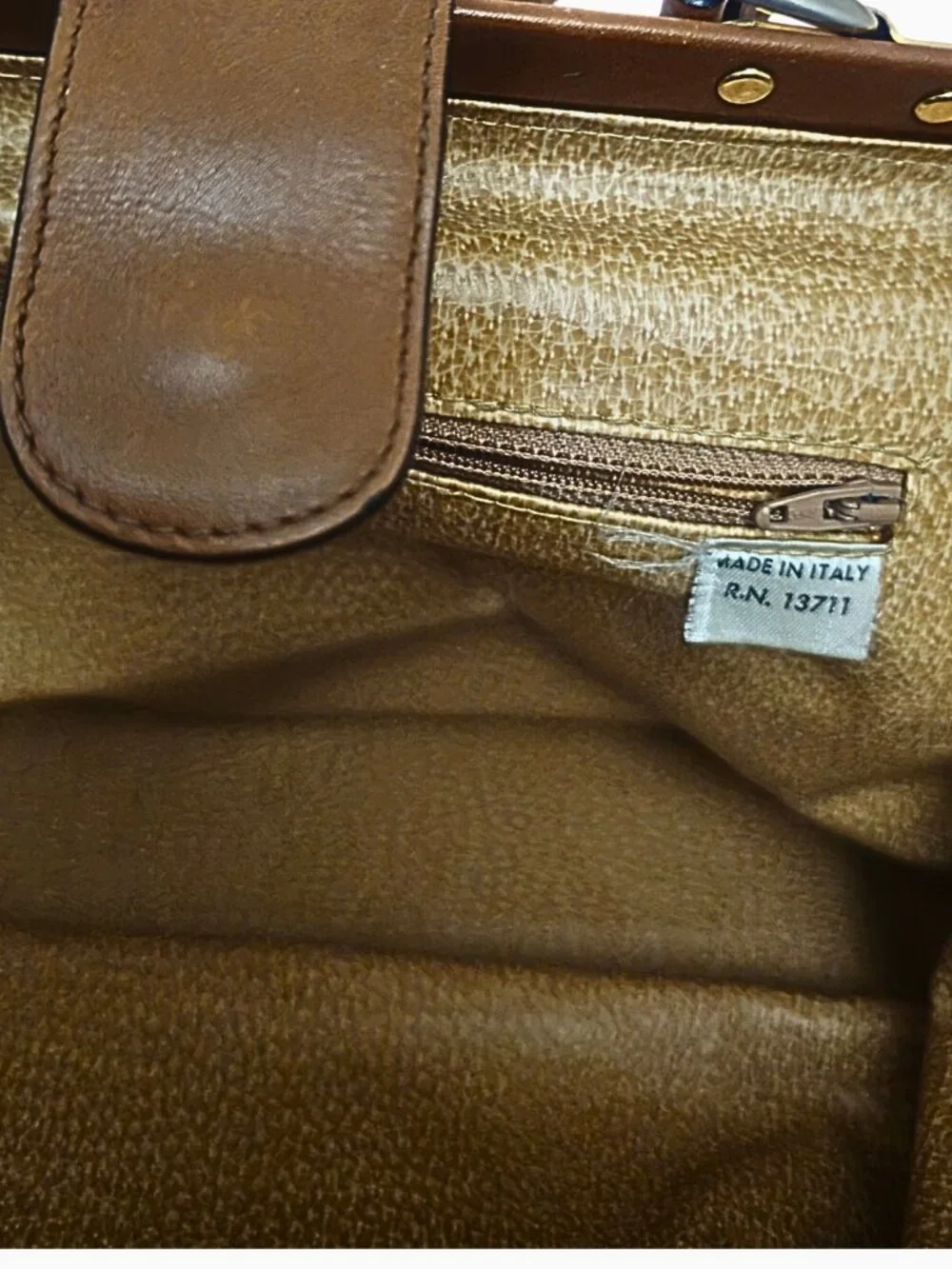 Ana Lami Hinged Frame Doctor Bag